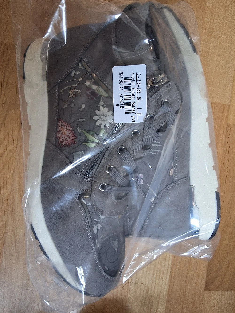 Neue ungefütterte Stiefel Gr. 42!