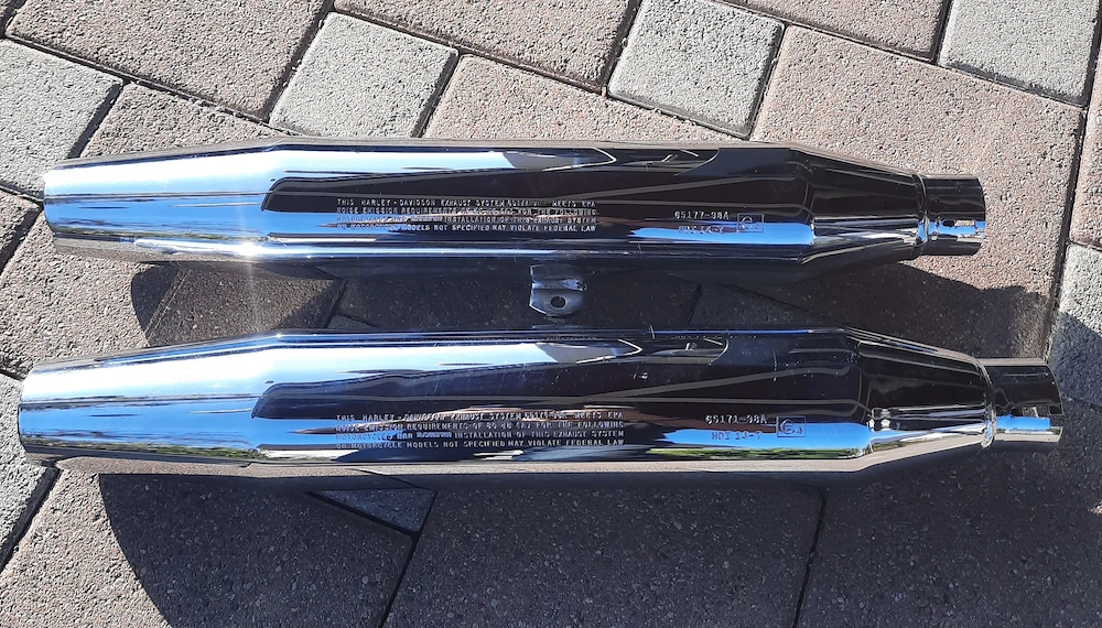 2 Harley Davidson Sportster Exhaust System - Auspufftöpfe