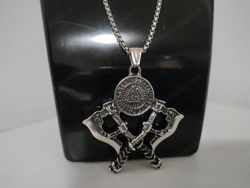 Wikinger Axt Halskette mit Valknut Symbol   Nordischer Anhänger