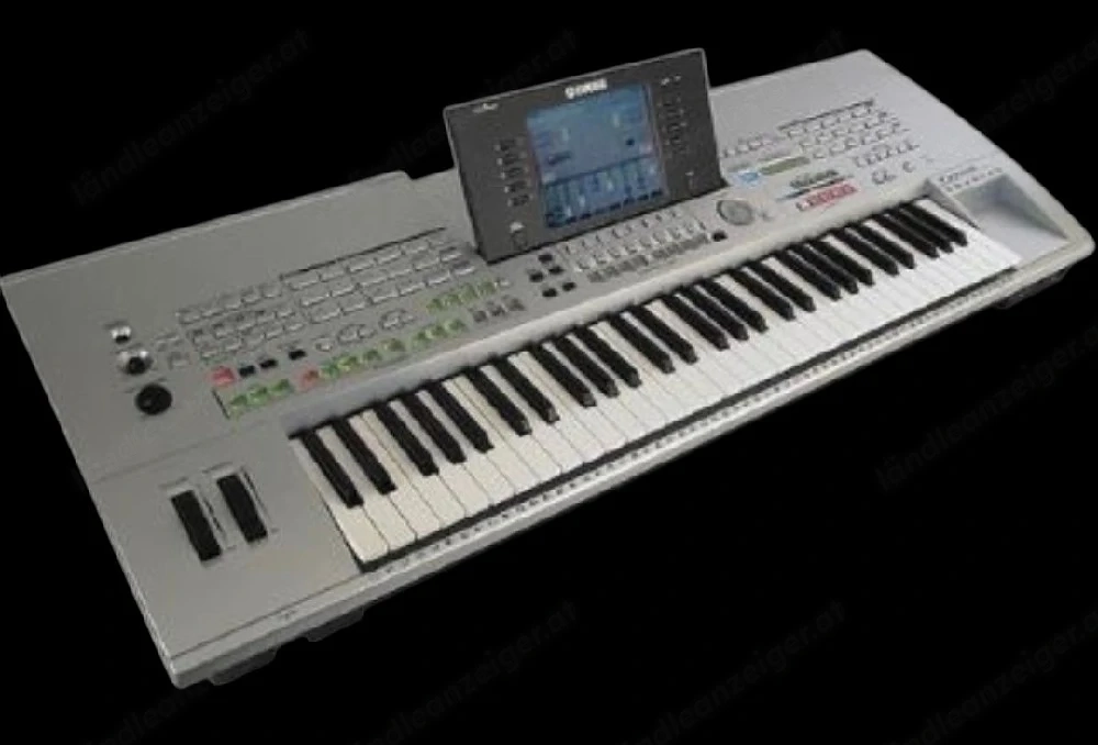 Keyboard Yamaha Tyros 1 zu verschenken