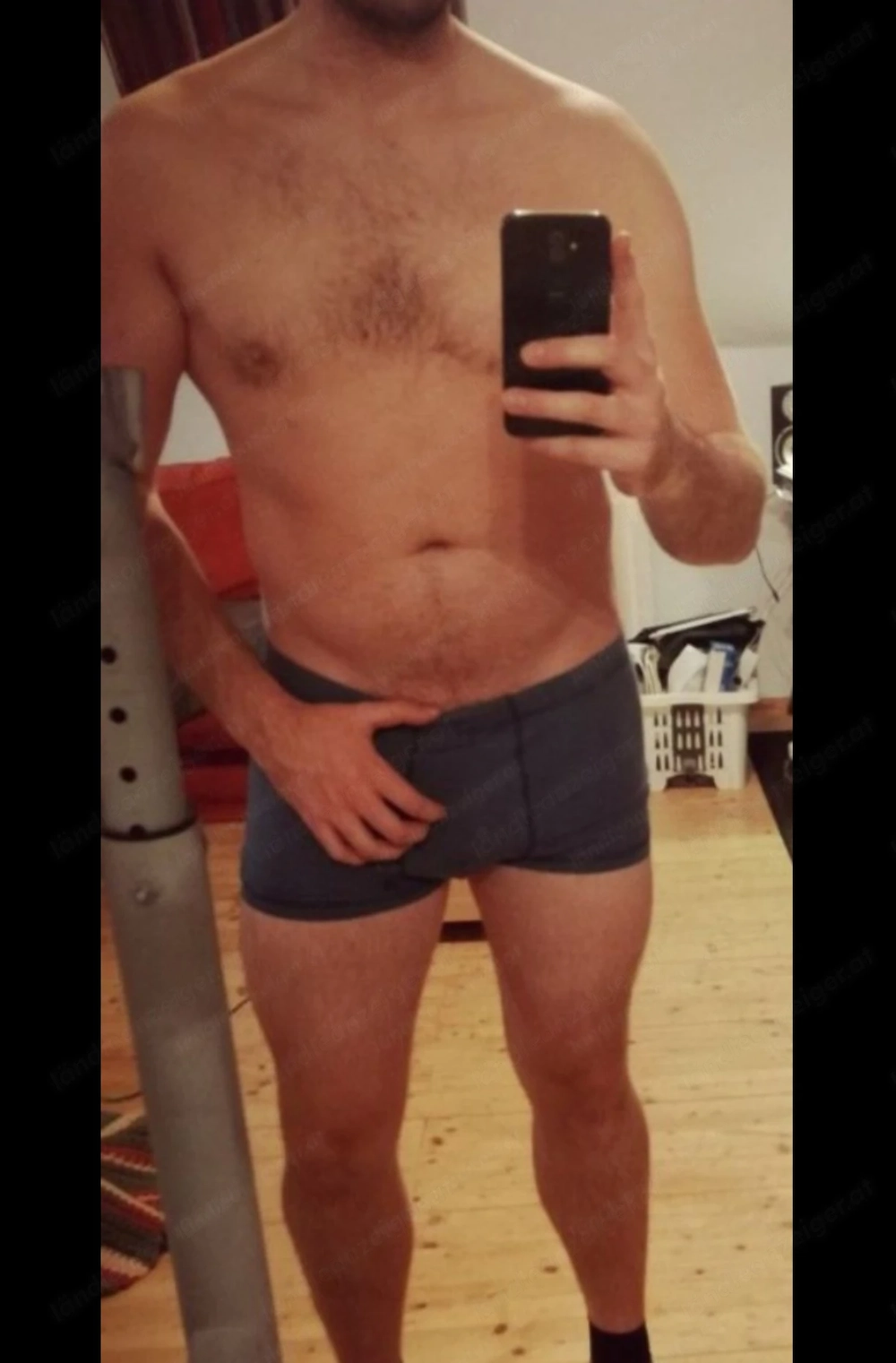 Suche behaarte Frau für Treffen 