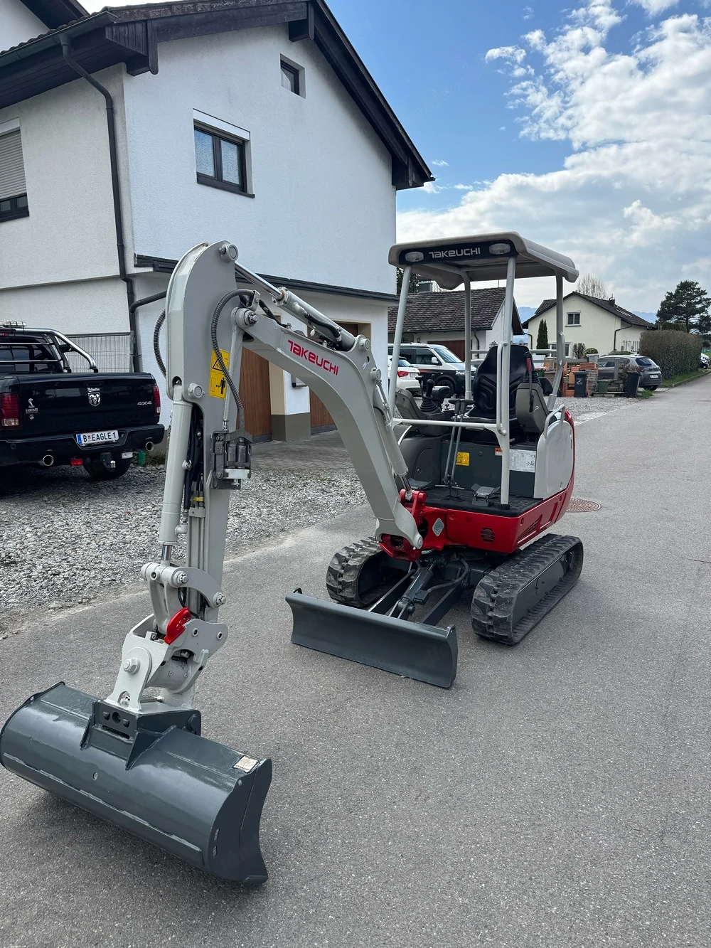 Bagger Minibagger Takeuchi TB216