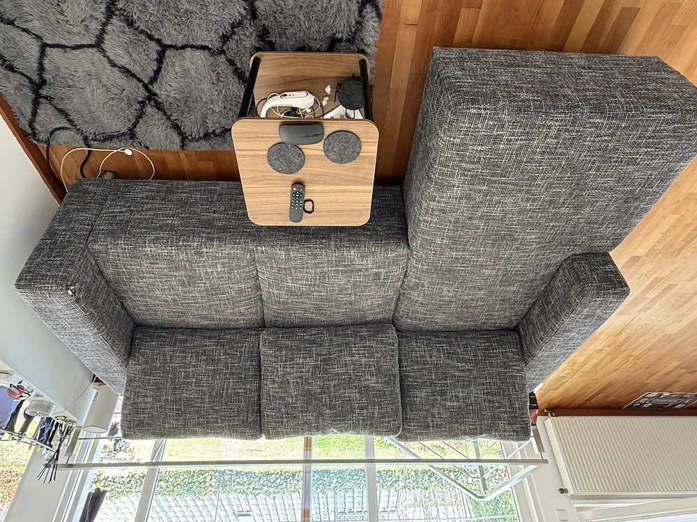 EckSofa zu verschenken  Spuren vom Hund