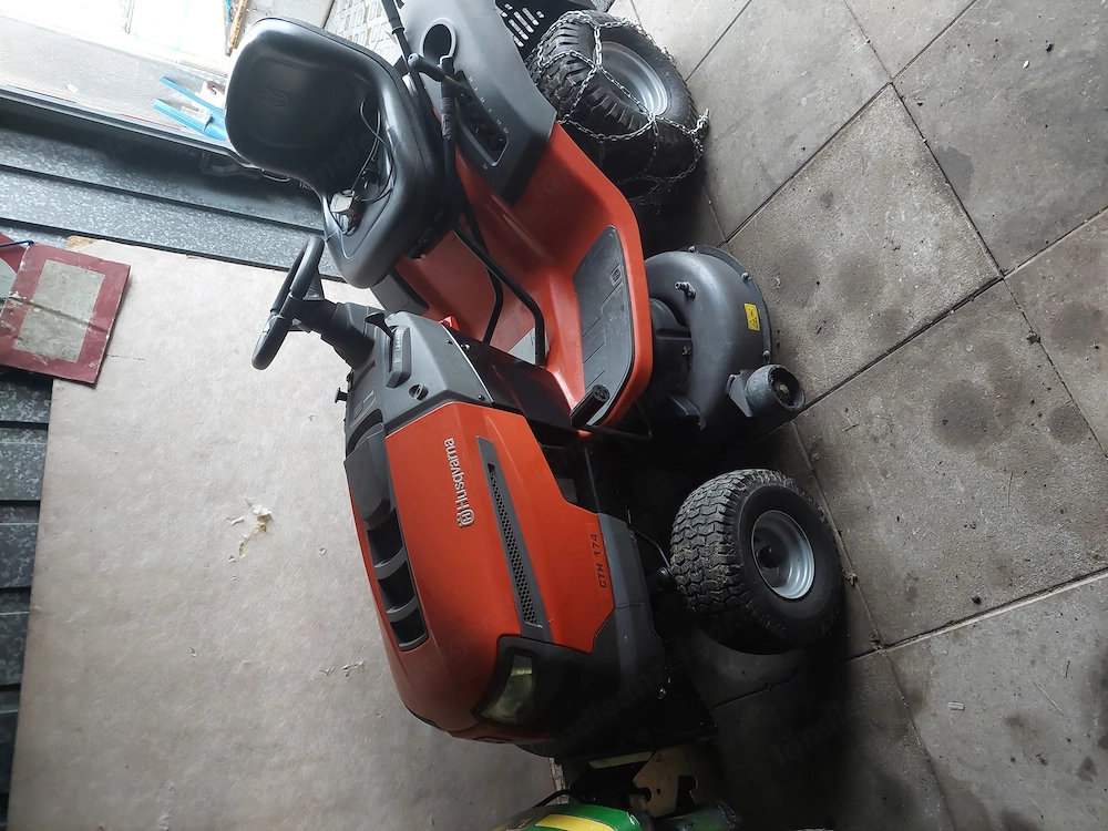 Husqvarna rasentraktor