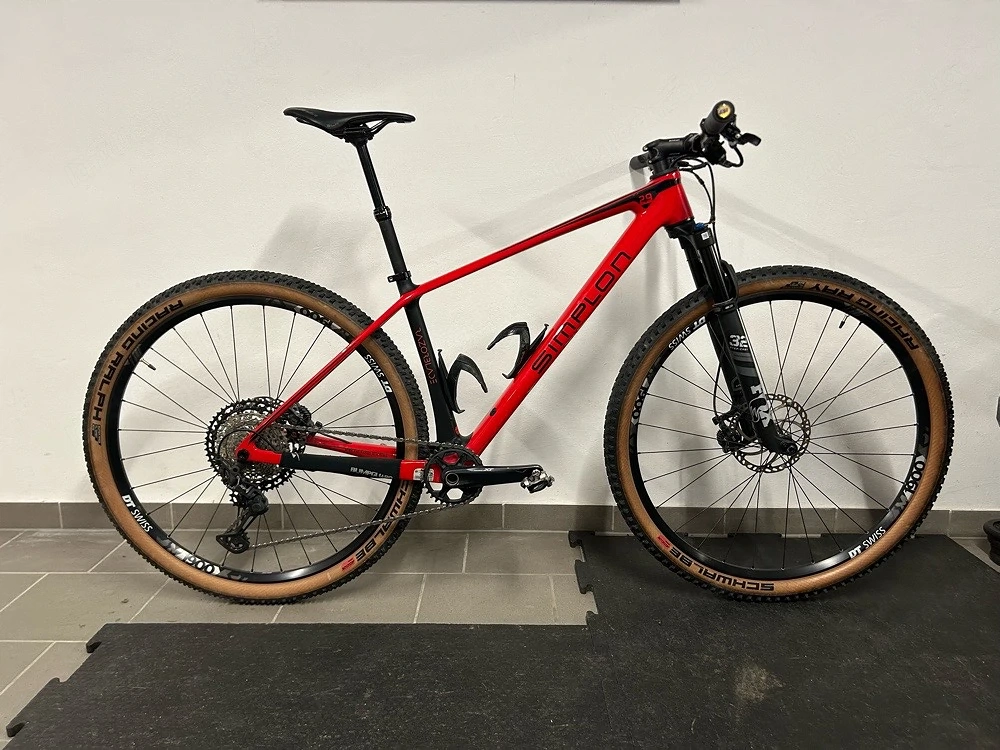 Simplon Razorblade Hardtail  mit Fox Gabel und XT Bestückung