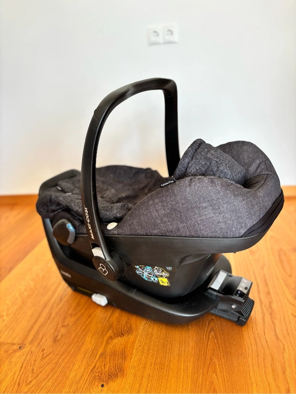 Maxi-Cosi Pebble Plus + Isofix (2waxfix)