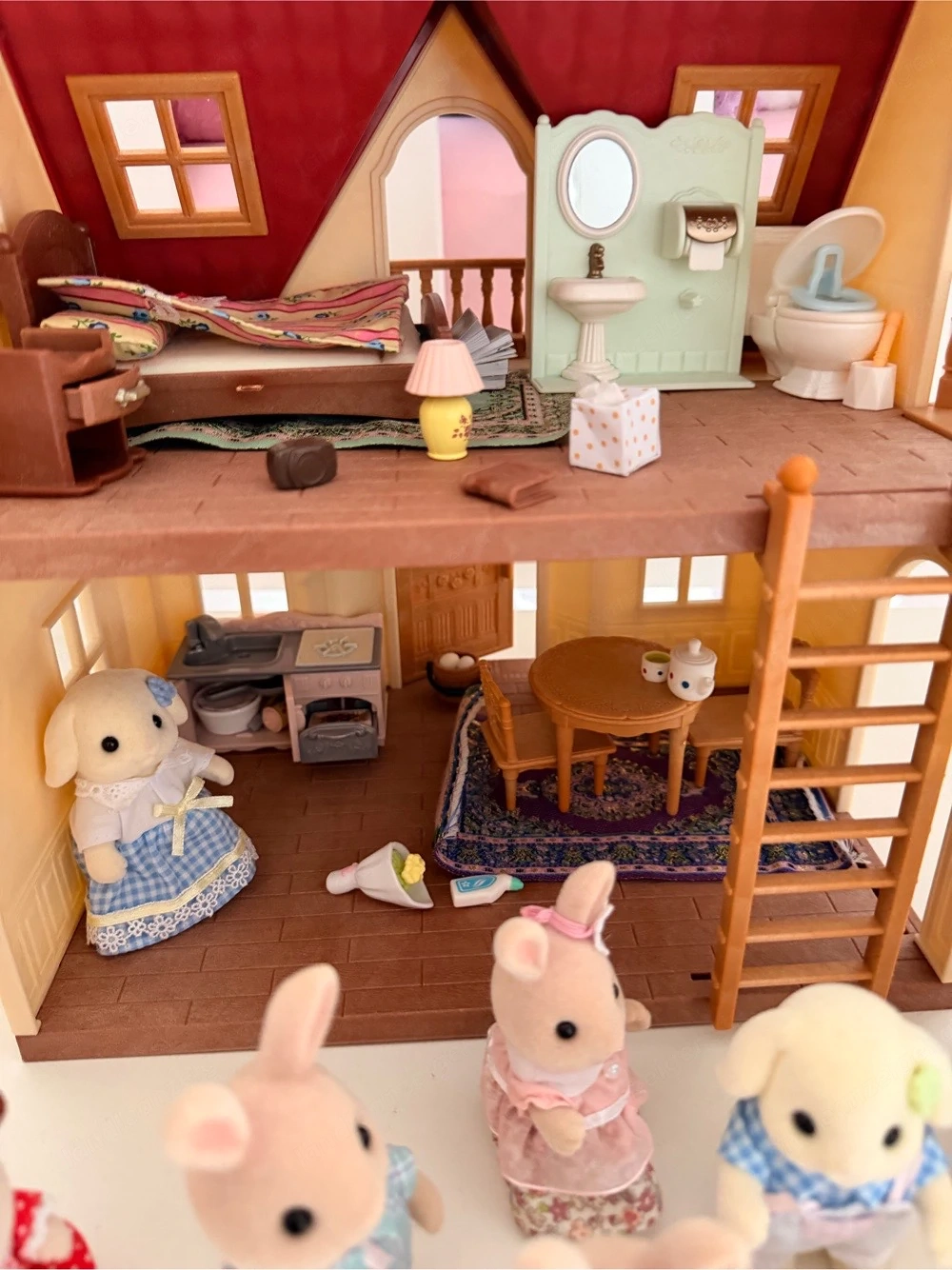 Sylvanian Families Starter Haus    + Zubehör   wie neu!