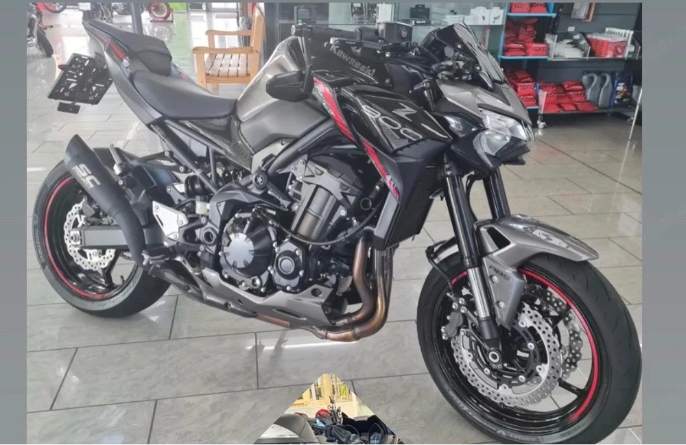 Kawasaki Z900 (2023)   Wie neu!