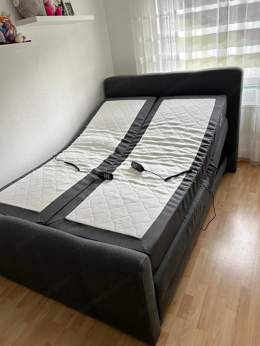 Boxspringbett 140x200 cm - elektrisch verstellbar