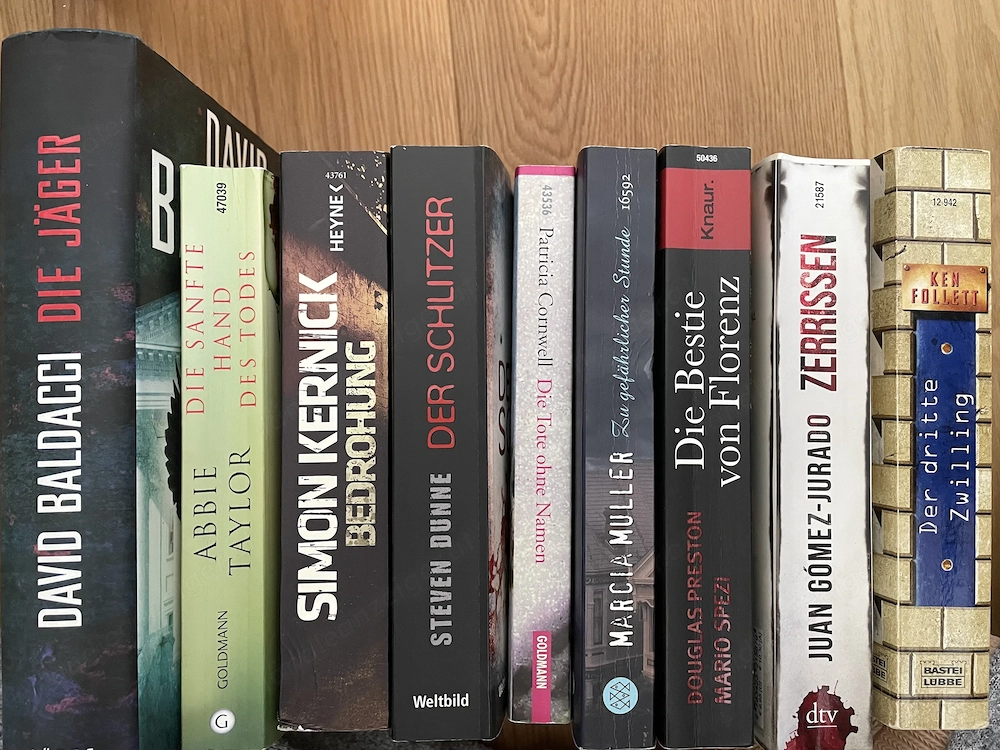 Bücher PAKETE Thriller