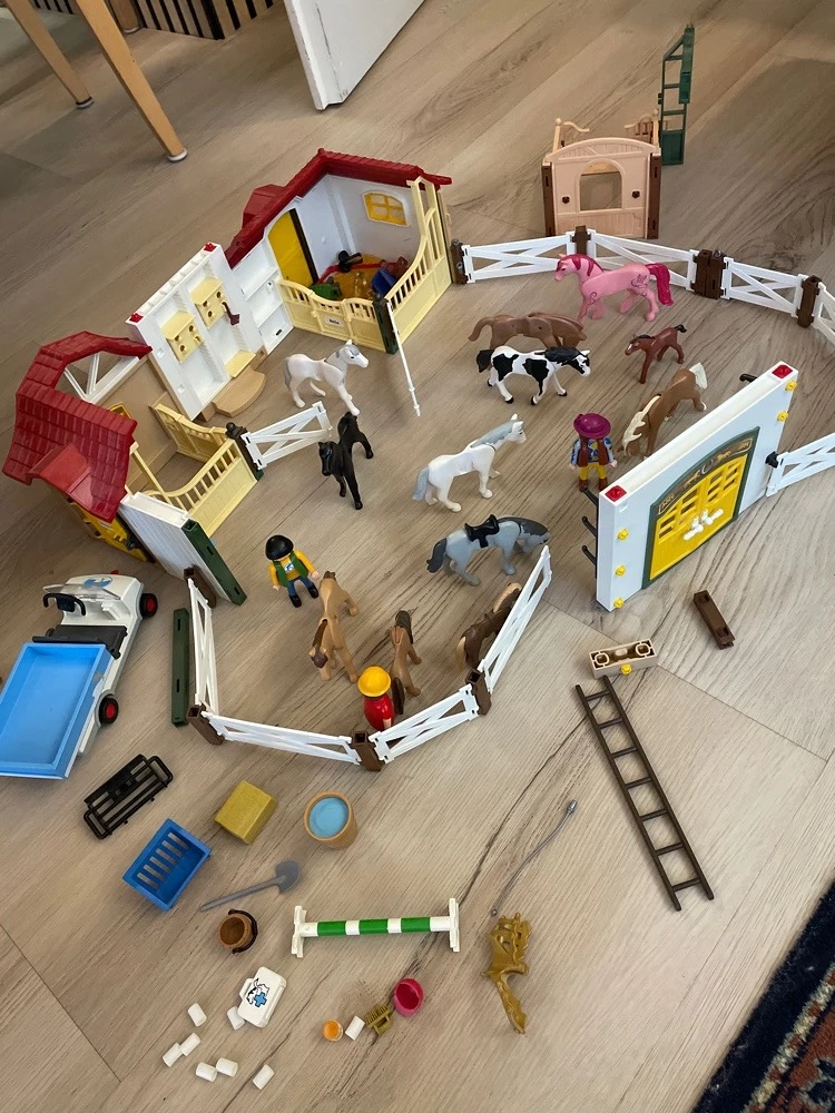 playmobil pferdestall ranch