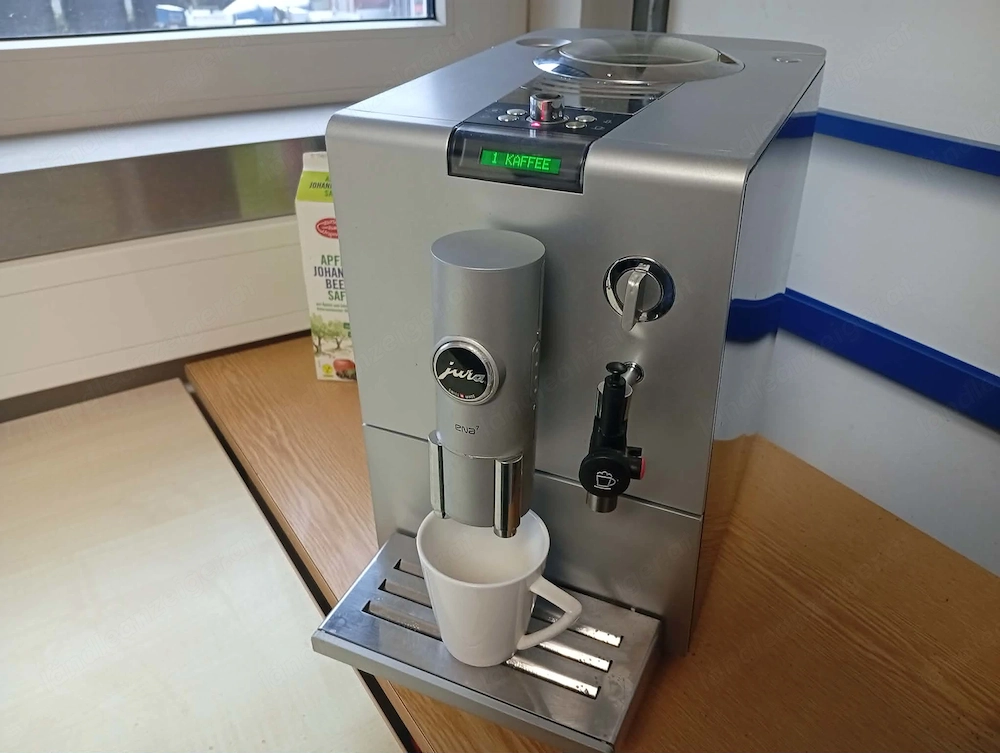 Jura ENA7 Kaffeevollautomat, Silber   Schwarz