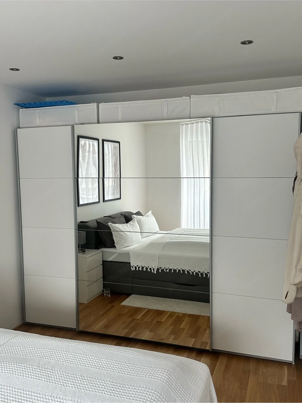 Kleiderschrank Schiebetüren 