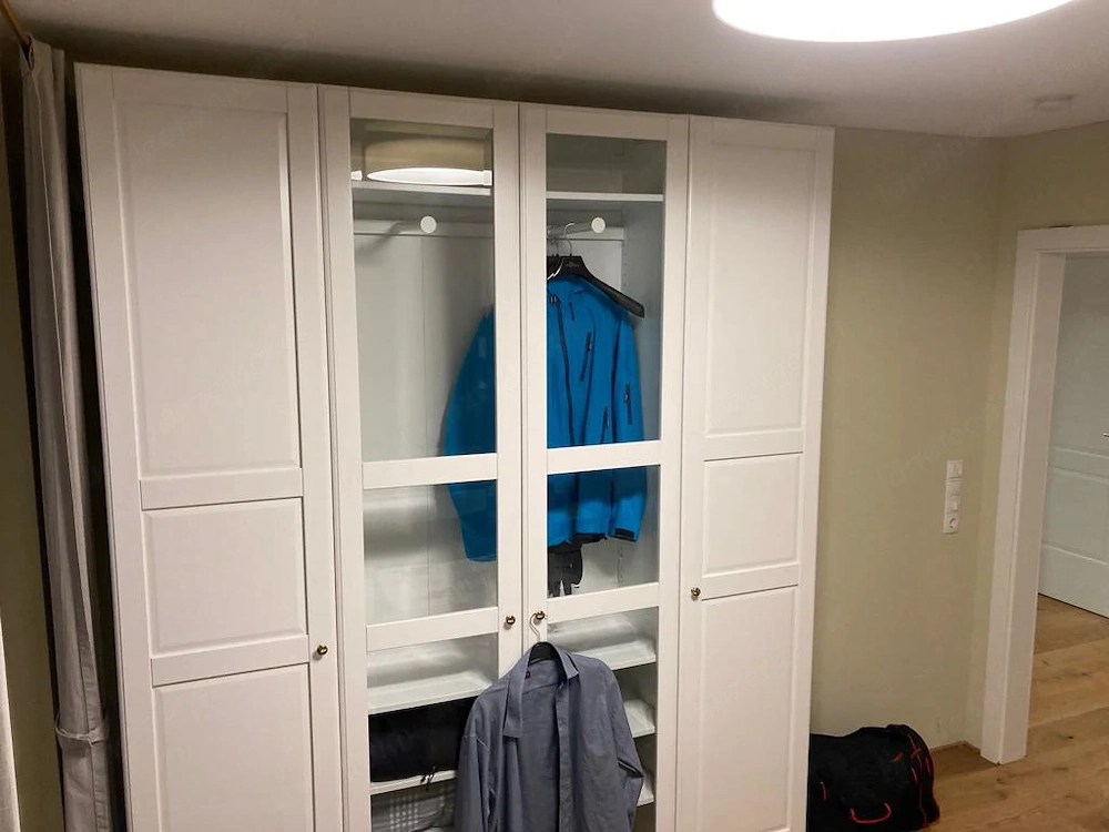 IKEA PAX Kleiderschränke (Tyssedal)   neuwertig, platzsparend