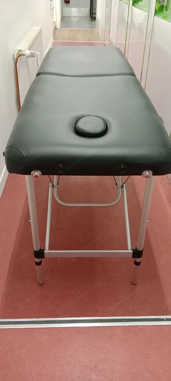 Massageliege gebraucht zu verschenken