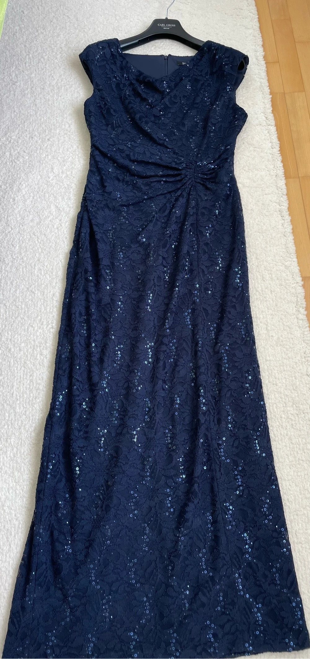 blaues Abendkleid