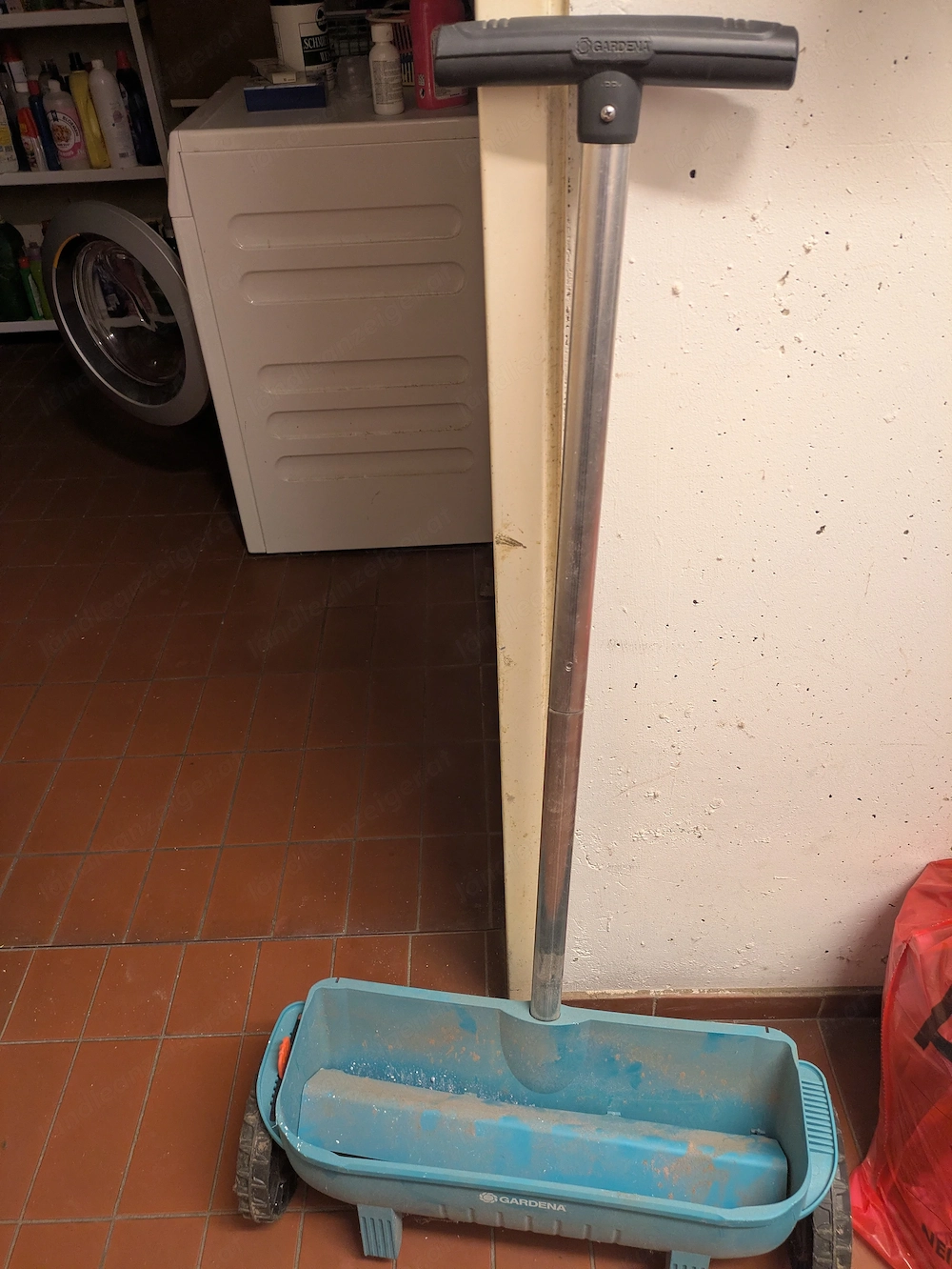 Gardena Streu Wagen für Dünger Rasensamen 