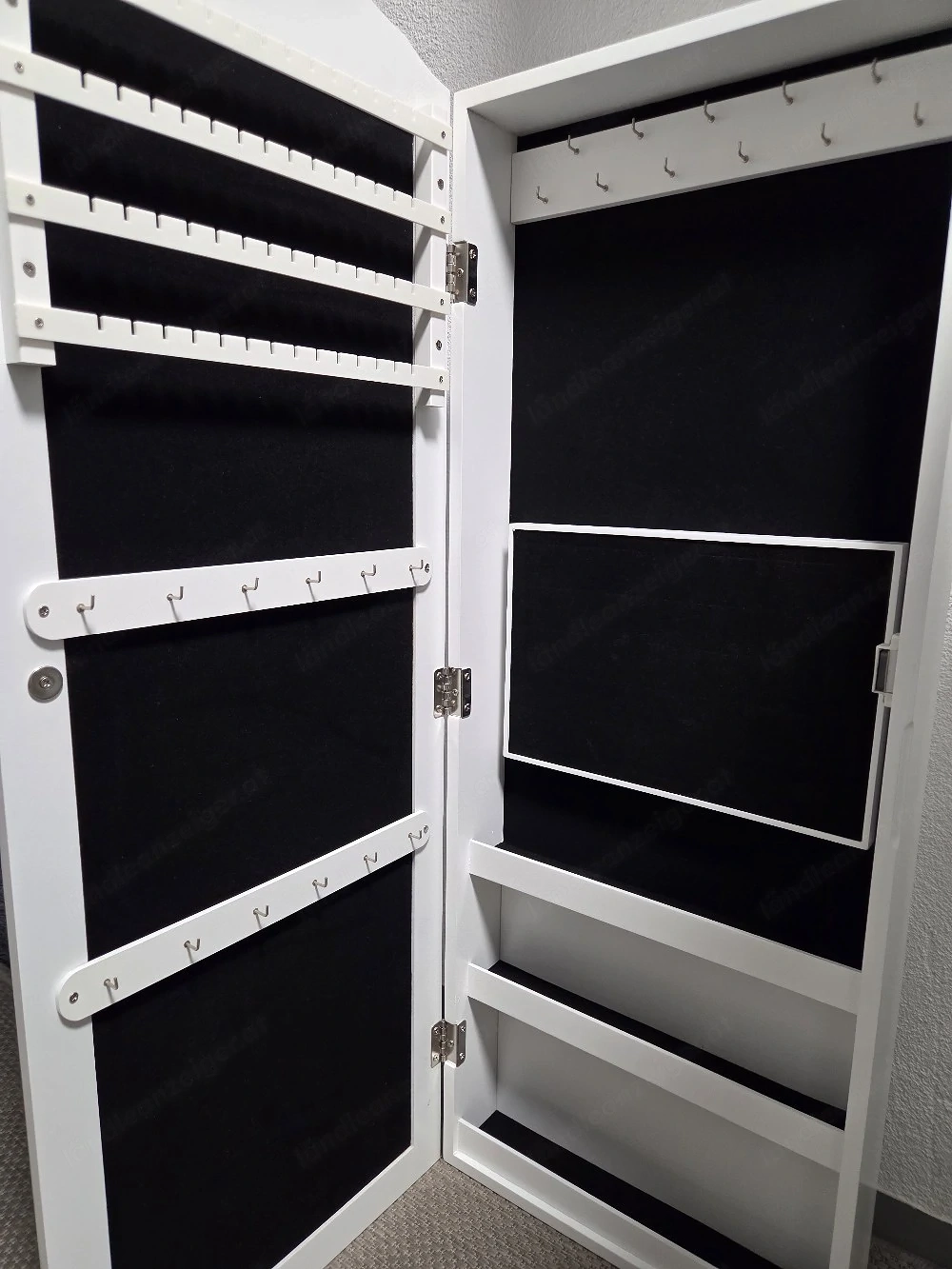 2x Schmuckschrank mit Spiegel   weiß, sehr guter Zustand