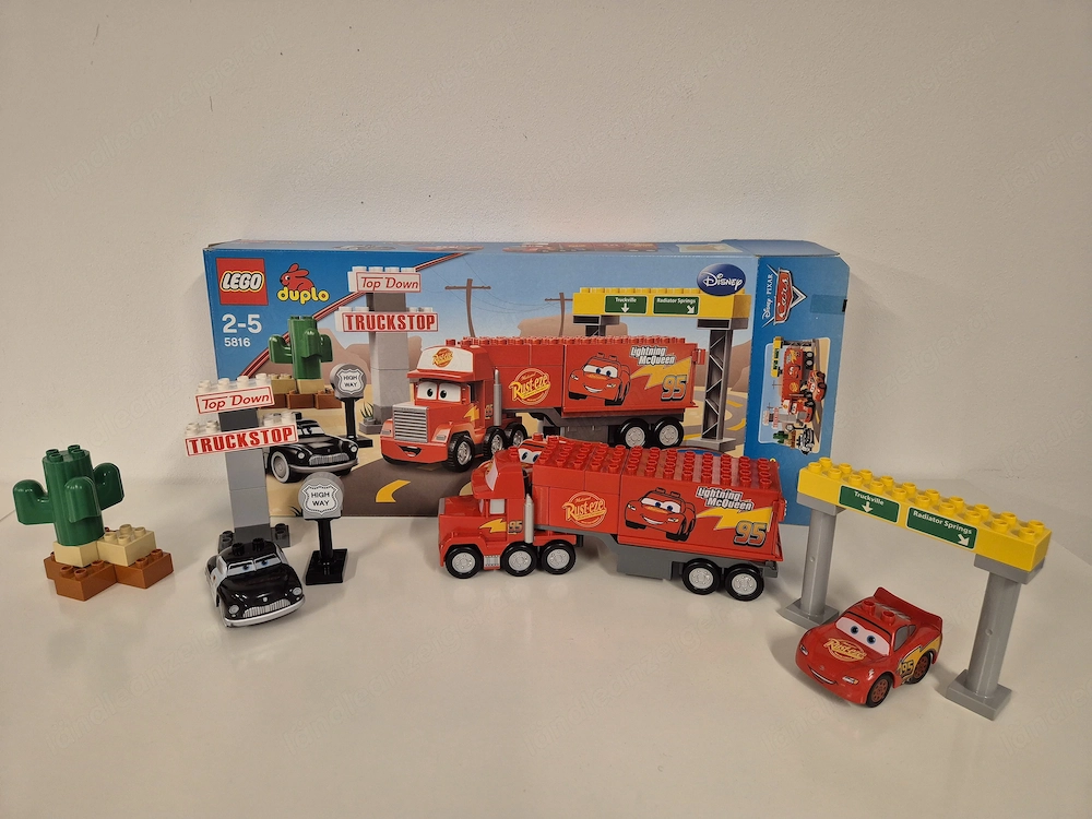 Lego Duplo CARS Set,
