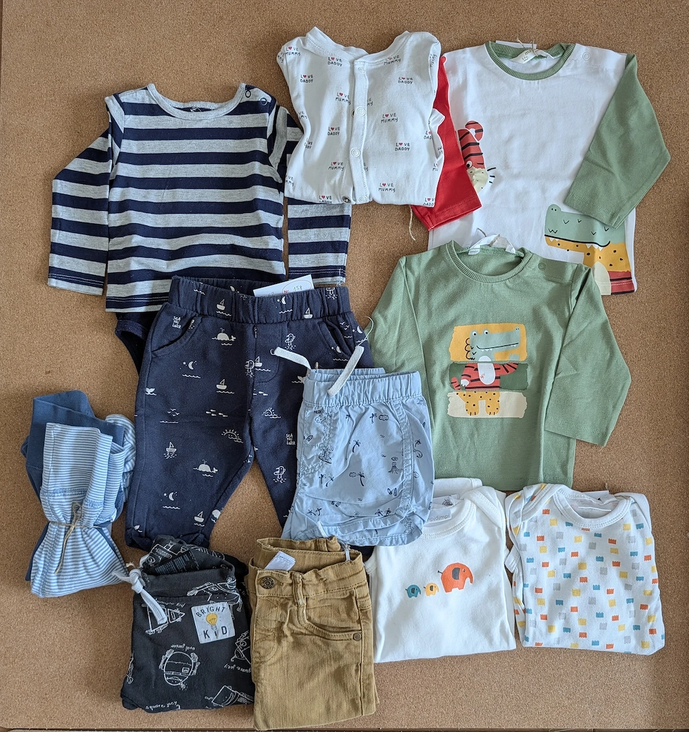 Kleiderpaket Junge Gr 68