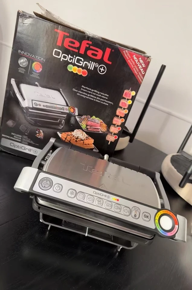 Tefal - Kontaktgrill, schwarz metallic Neu