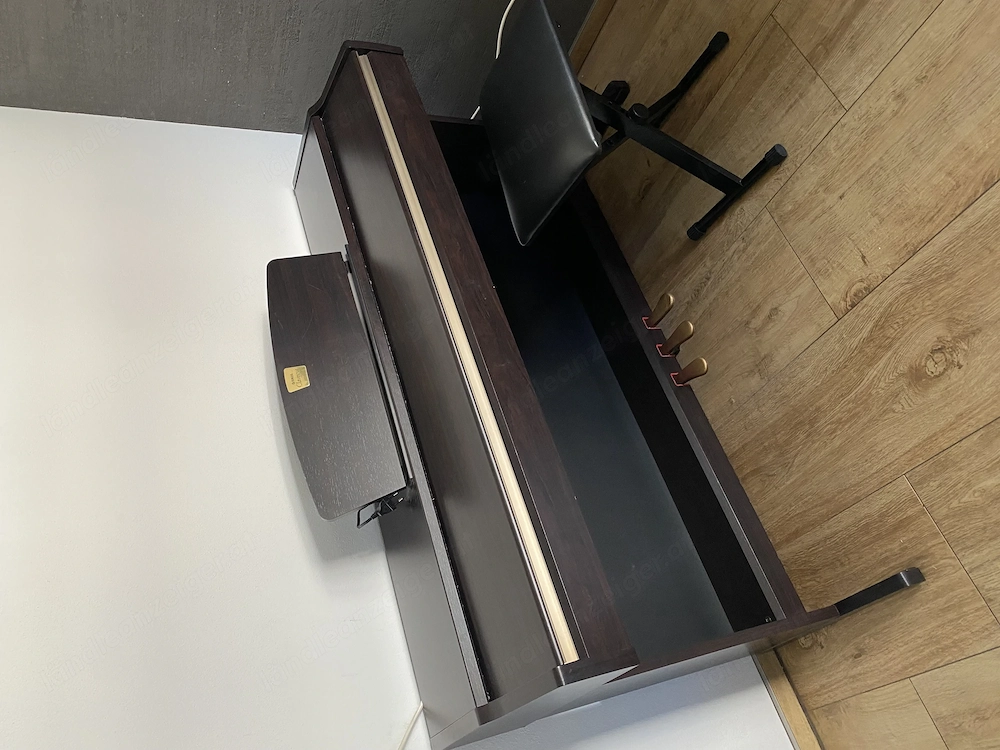 Yamaha Clavinova CLP115