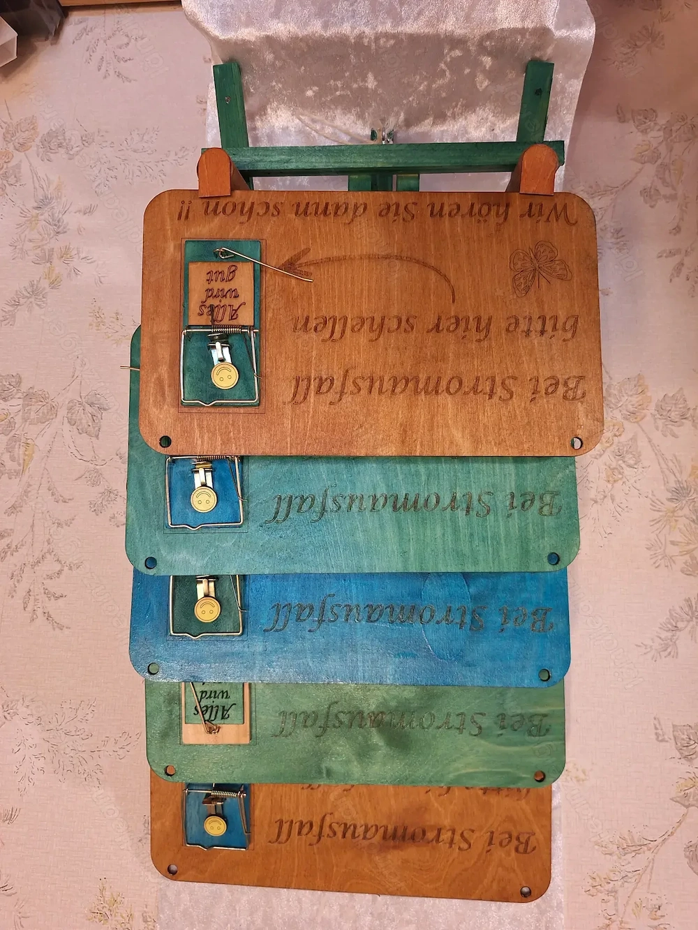 Dekoratives, lustiges Klingel Holz Schild Tafel Mausefalle gelasert