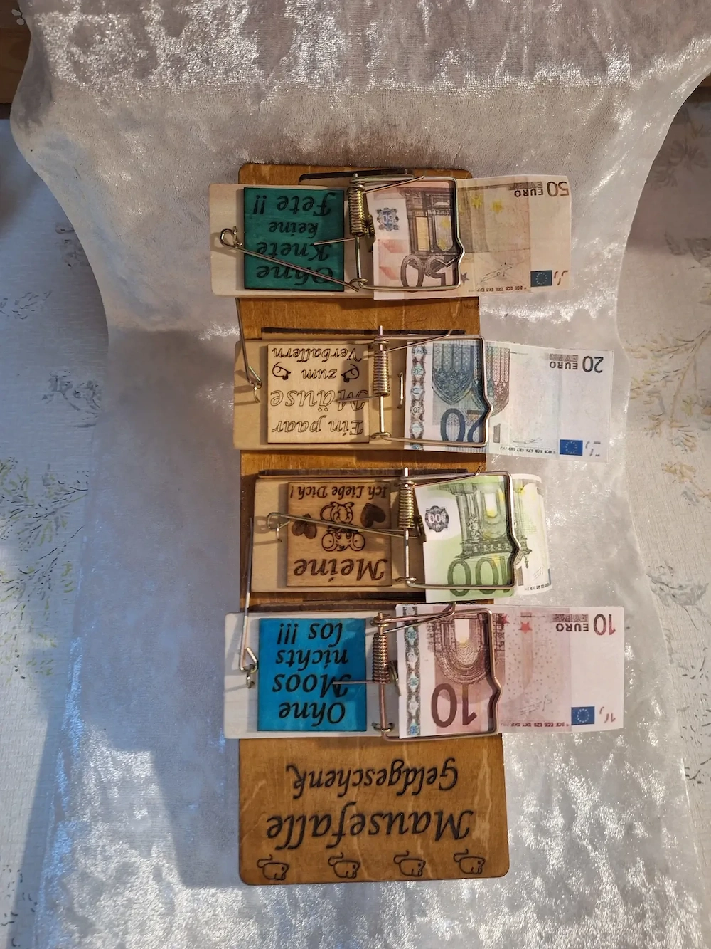 Gelaserte Geschenk Mausefalle Preis pro Stück