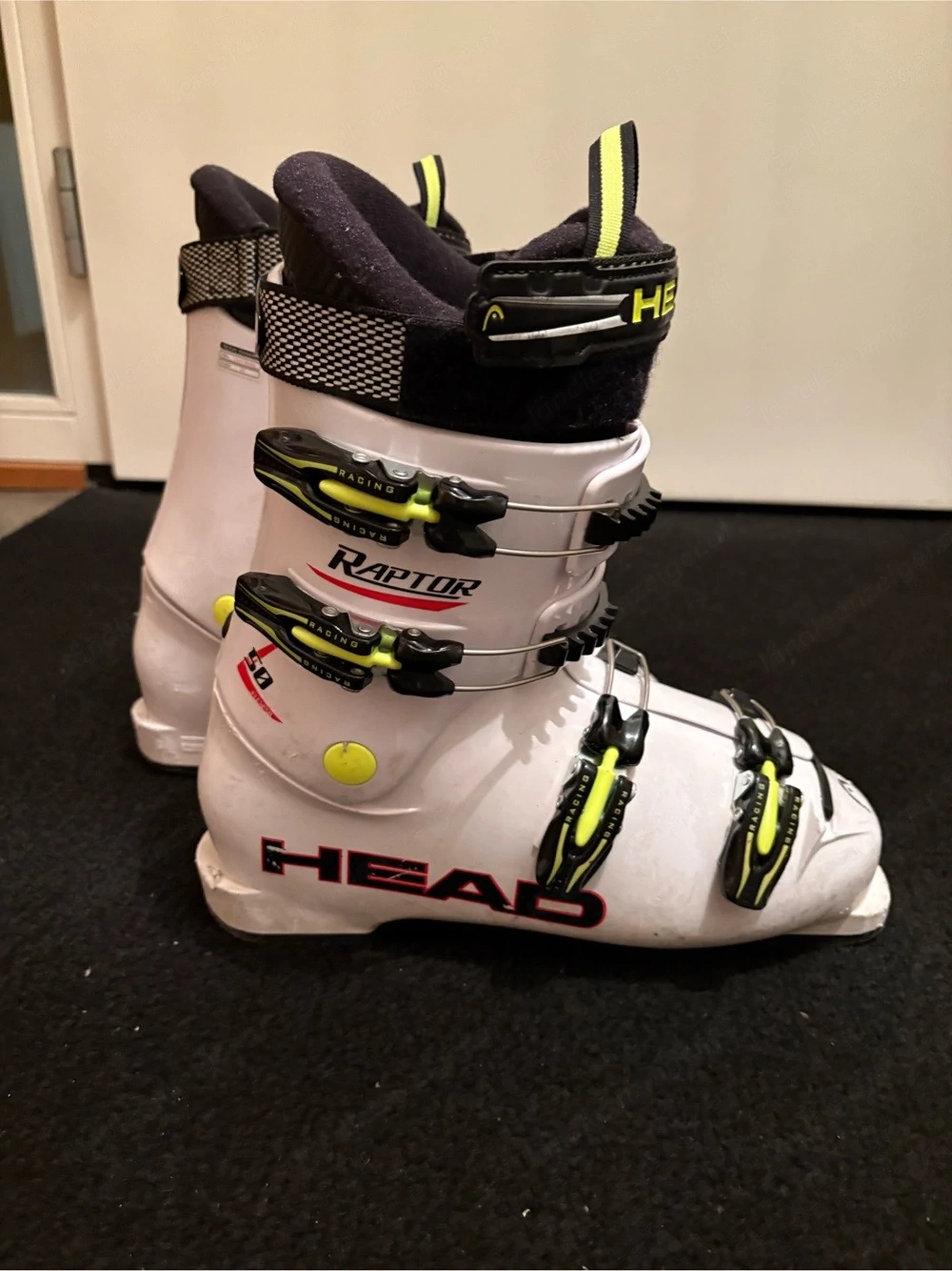 Verschenke Skischuhe Head