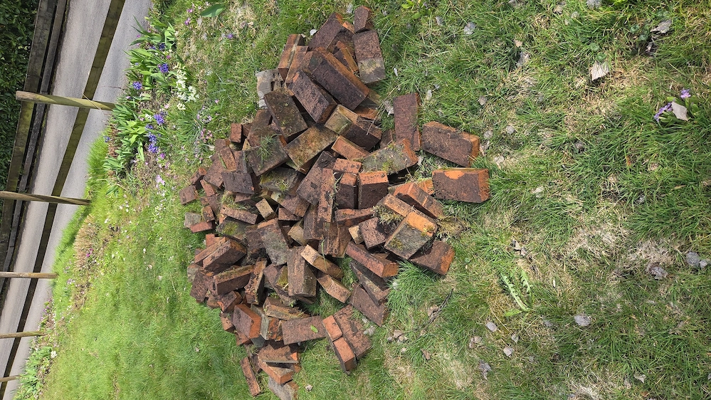 Ziegelsteine   Backsteine   Randsteine