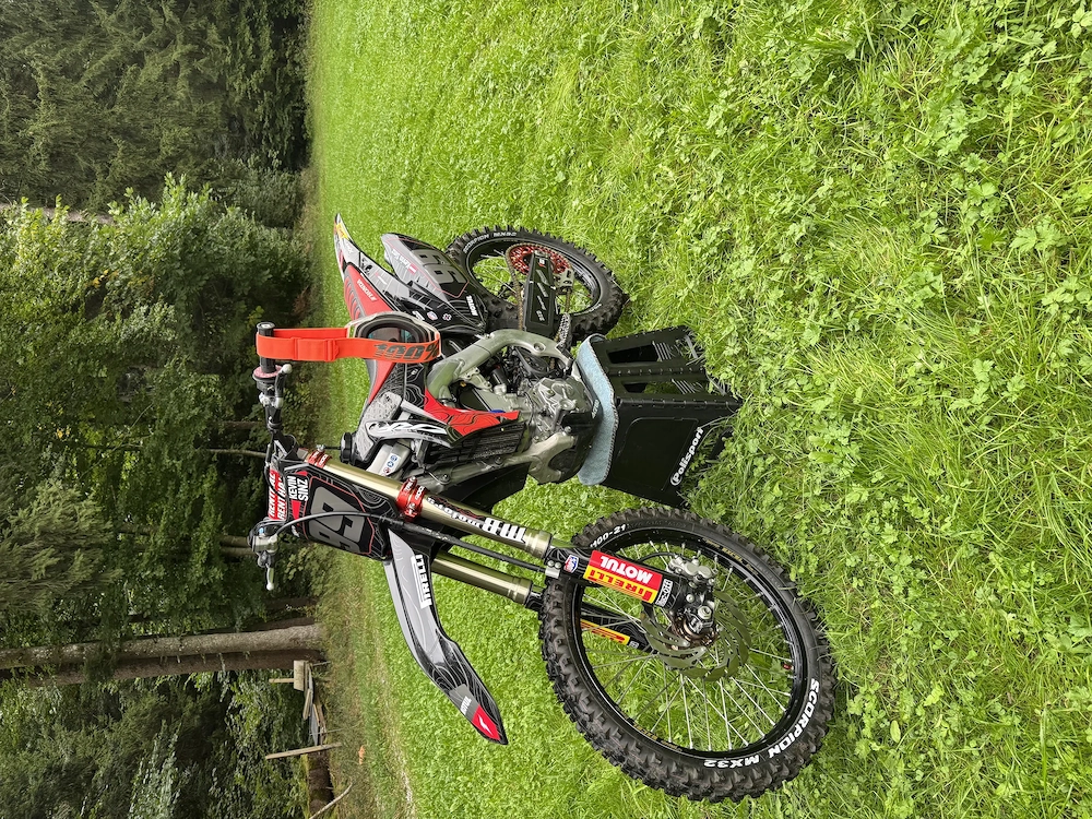 Honda CRF250R Factory Edition Motocross 