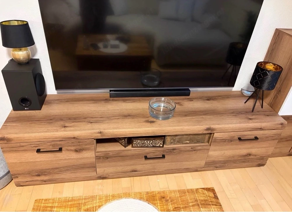 Wohnwand zu verkaufen