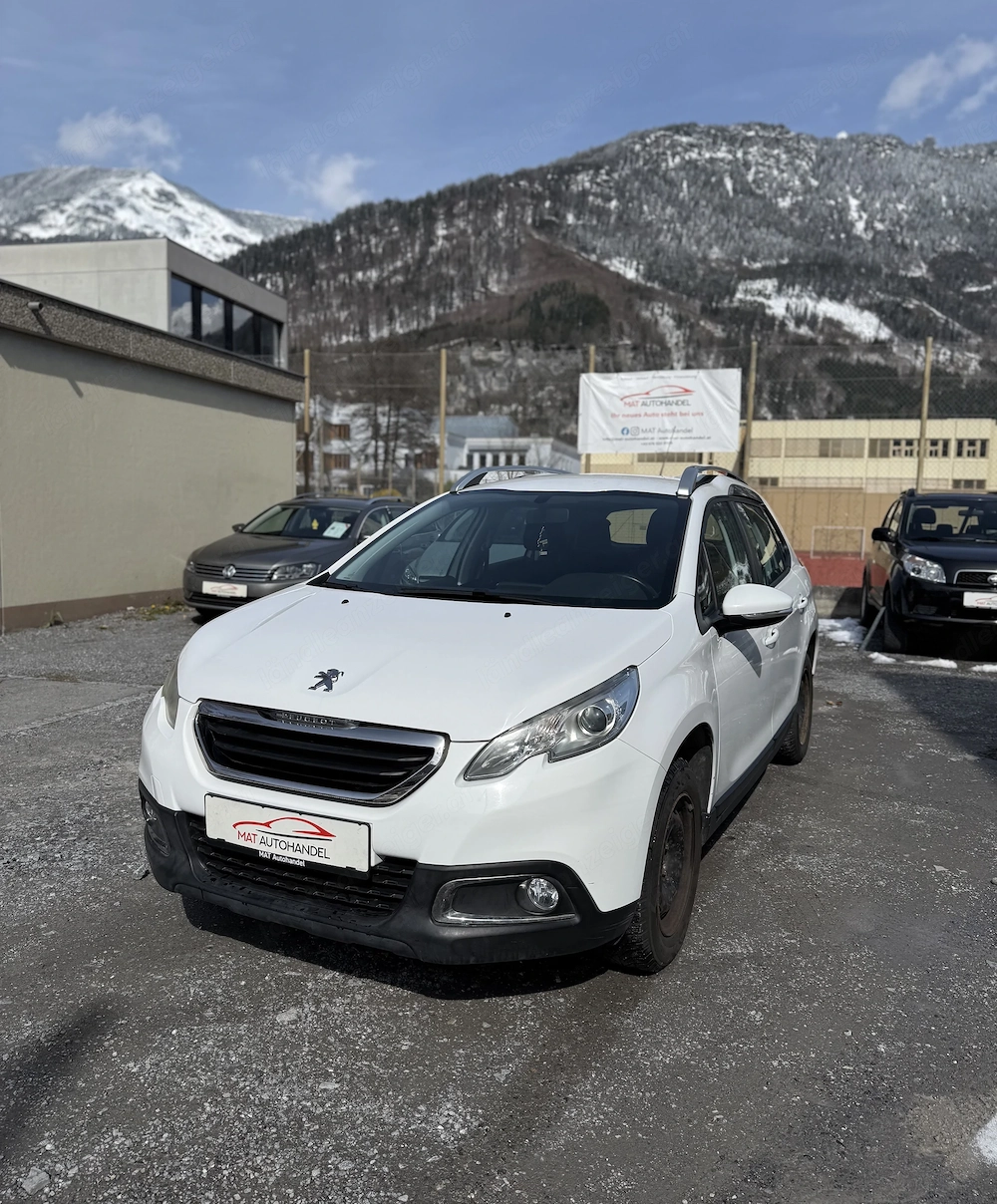 Peugeot 2008 1,2 VTi Active *Erstbesitz*