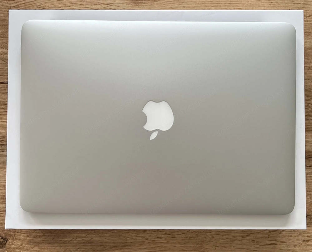 MacBook Air 13  (2017)   gepflegter Senior