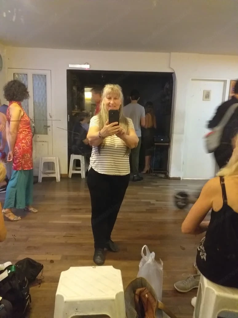 Suche günstige Wohnung oder Haus baufällig aber funktionstüchtig in Grossfeldkirch