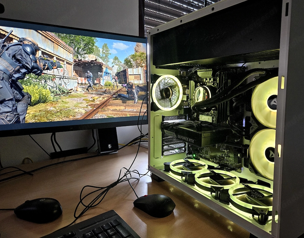 Gaming PC neuwertig 