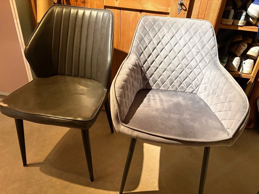 Verschenke zwei  Stühle 