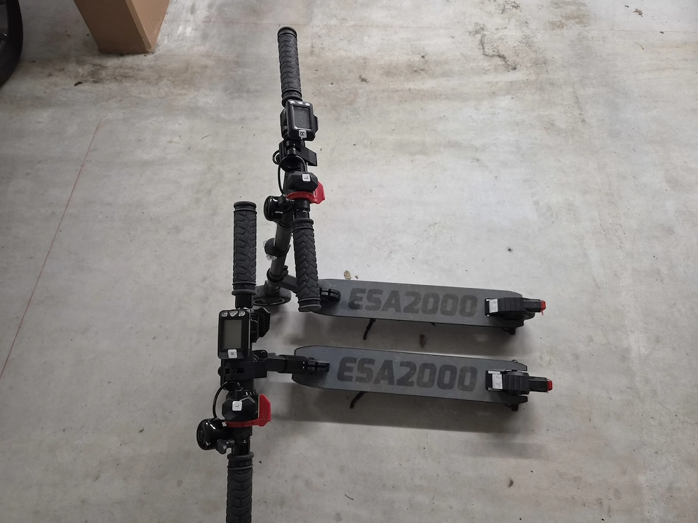 2 E Scooter gut erhalten