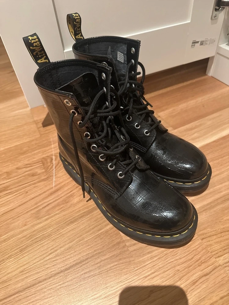 Dr. Martens Stiefel Größe 40