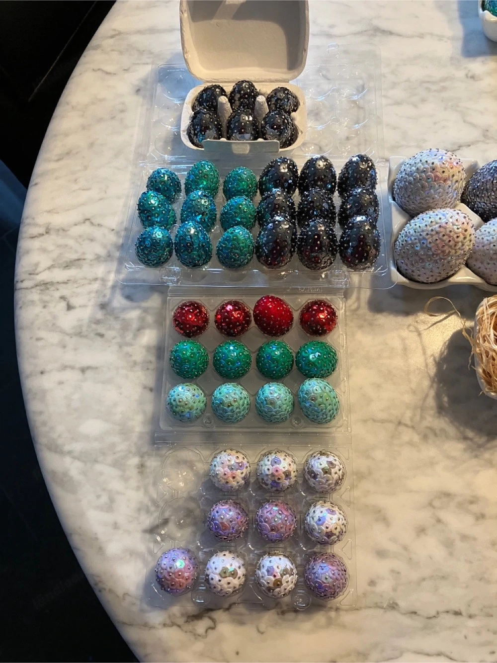 Ostereier gross 7cm   5.- klein 3.5cm   2.- pro Stück