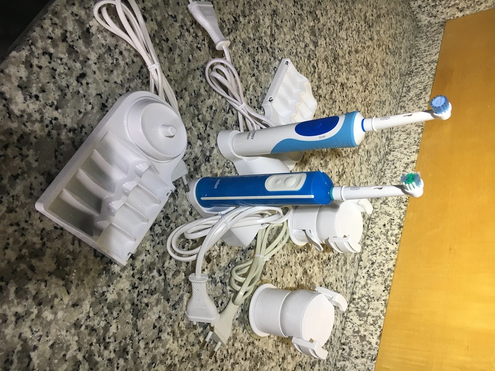 Zahnbürste Oral B
