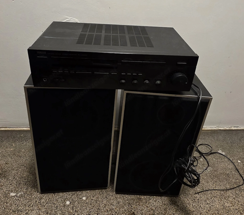 Verstärker inkl. 2 Boxen