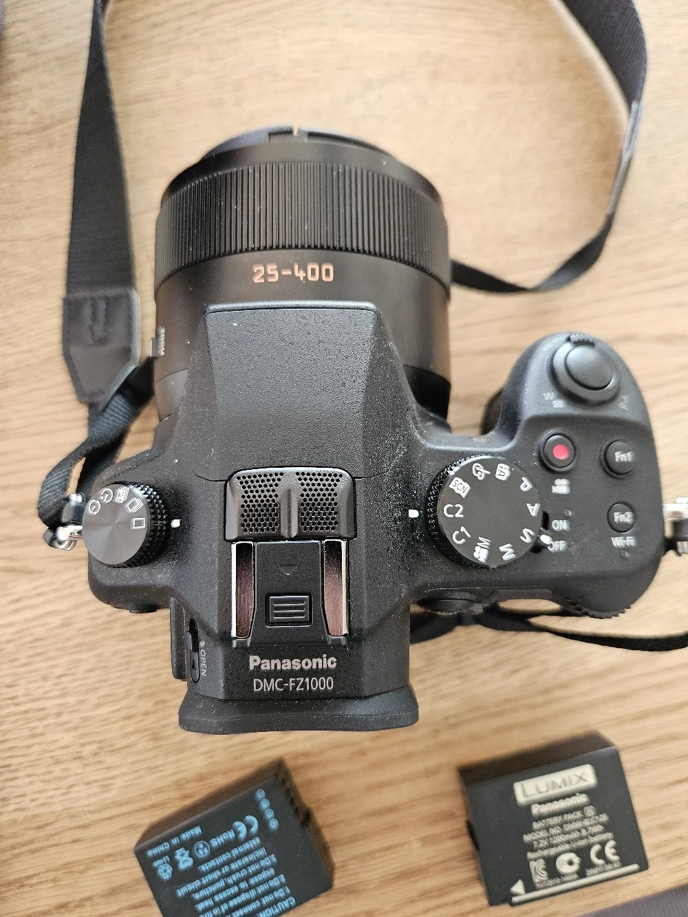 Panasonic DMC-FZ1000