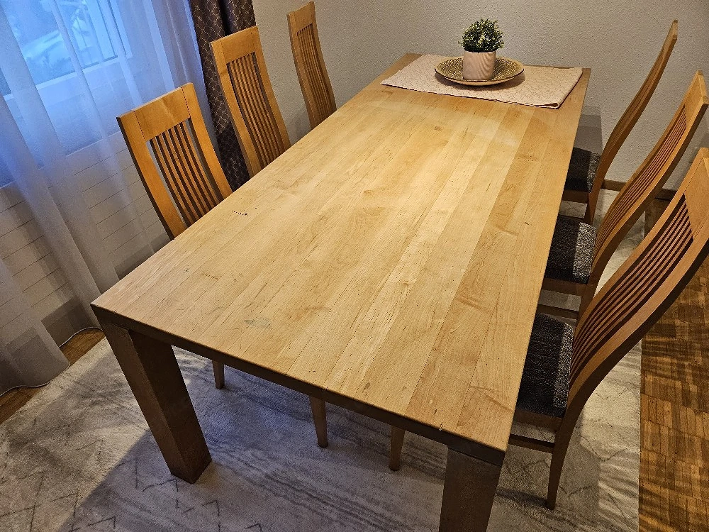 Esstisch zu verkaufen