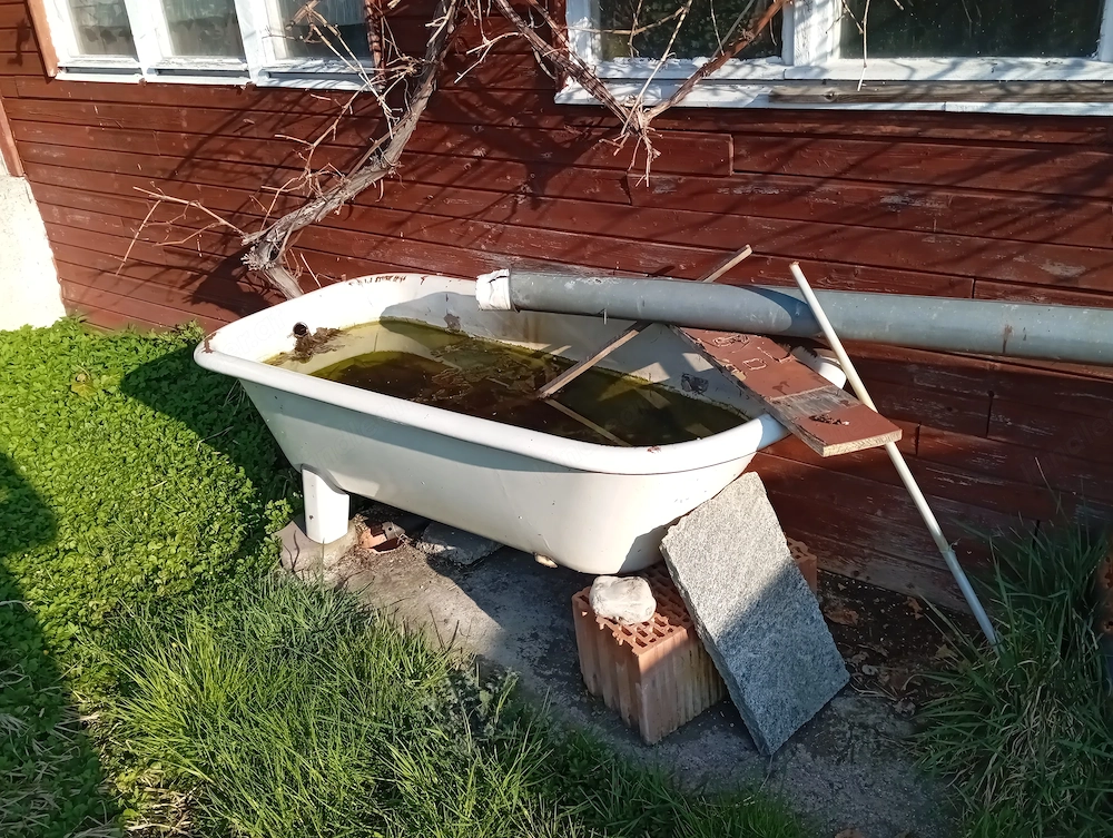 Stahlbadewanne für Garten oder Viehtränke