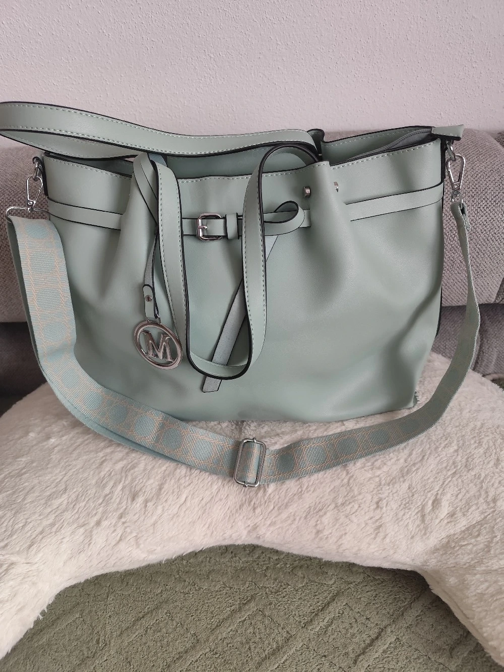 Tolle neue Handtasche 