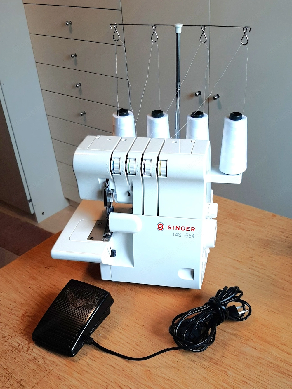 Overlock-Nähmaschine Singer 14SH654
