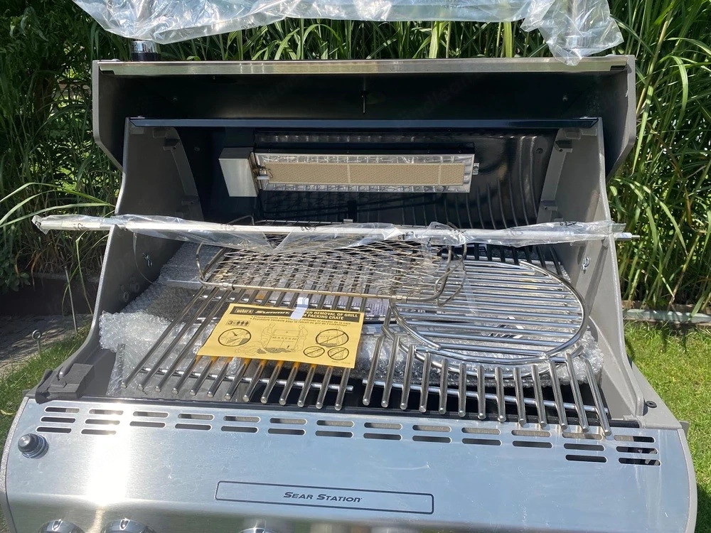 Weber Grill neu 