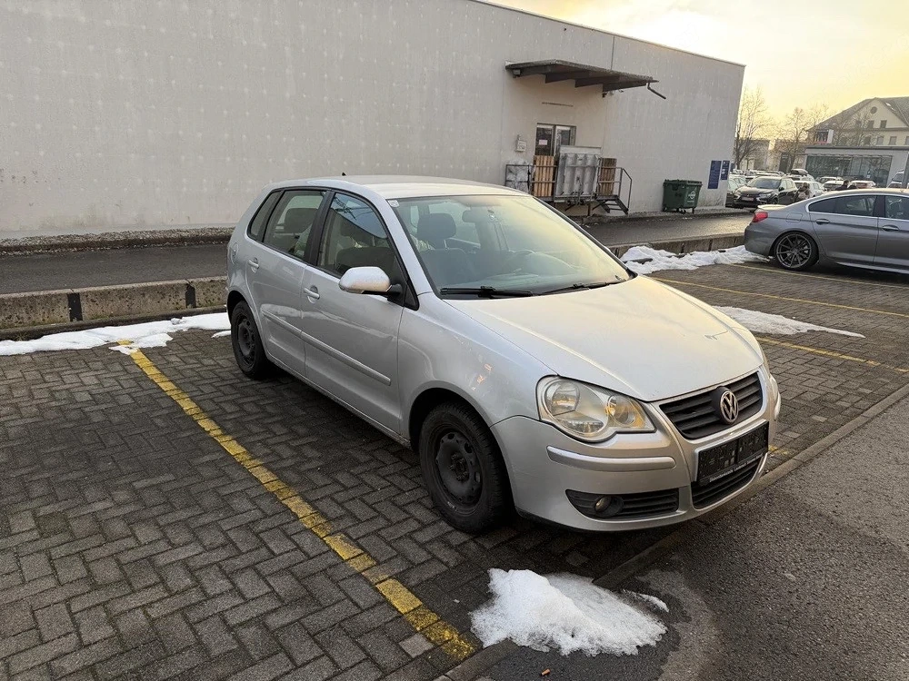 VW Polo 1,2 Benziner Vorgeführt bis Mai 26 + 4 Monate