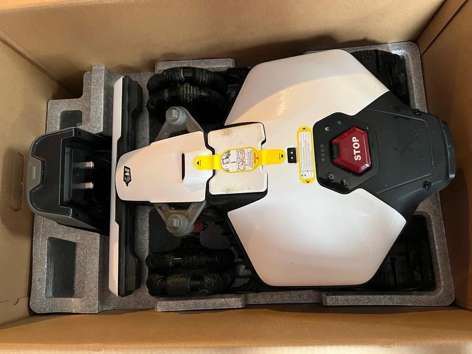 Mammotion Luba Mini AWD 800 Mähroboter